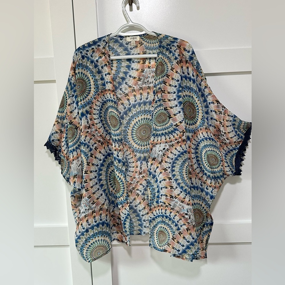 Umgee USA Kimono Cardigan S/M – Multicolor Mandala Print with Lace Trim